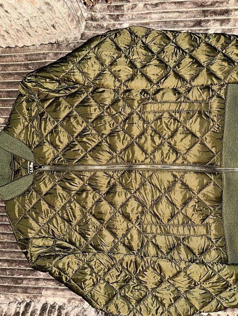 L.L.Bean Quilted Bomber Jacket Quilted Lightweight Jacket in Green Small